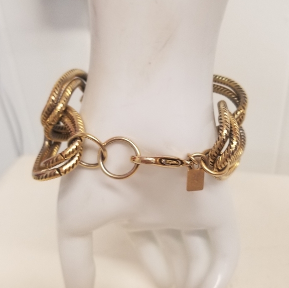 JOHN WIND DESIGNER RETIRED GOLDTONED DOUBLE HOLLOW LINK CHAIN BRACELET - Picture 2 of 9